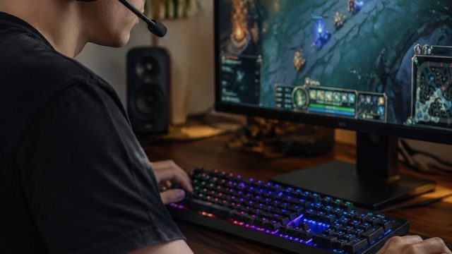 Your Essential Guide to Downloading the Best Esports Games Now